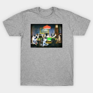 Pugs playing poker T-Shirt